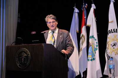 Alejandro Calvo